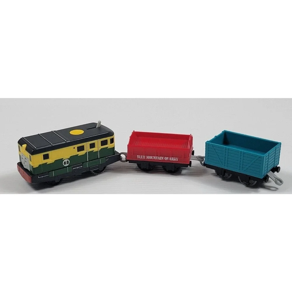 Lot of 4 Mattel‎ 2013 Thomas Train Friends Trackmaster w/ Carts Motorized Tested